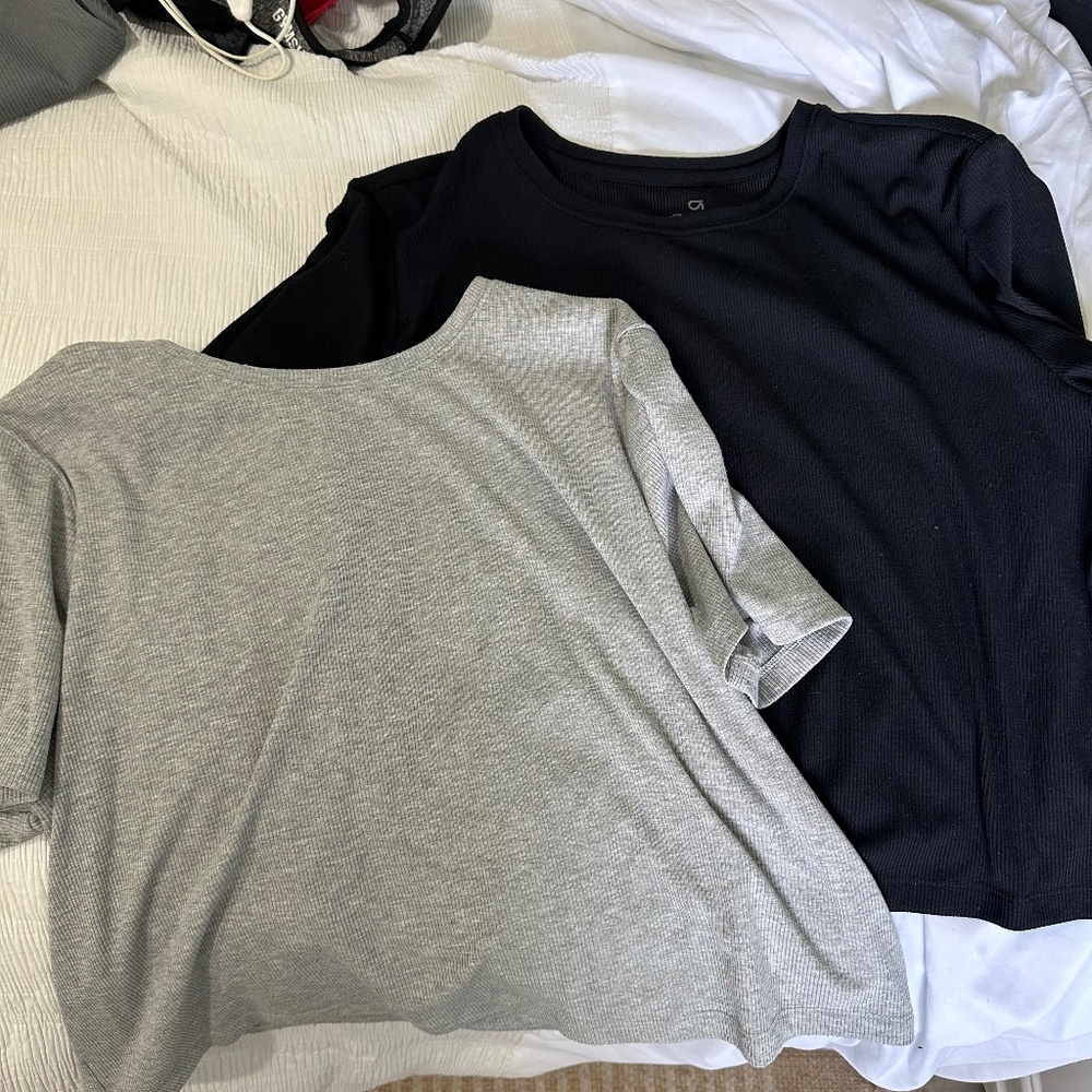 Gap fit shirts